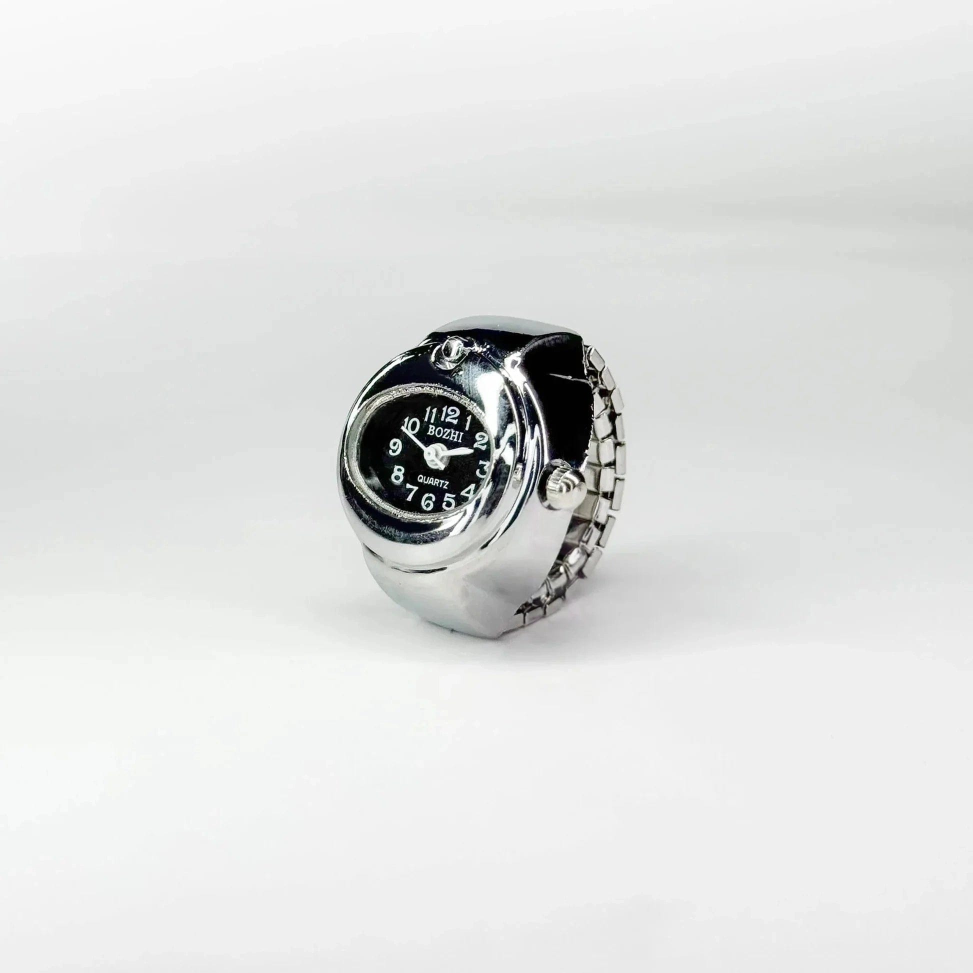 Vue de coté de la Bague Montre Argent - Cadran Ovale Noir